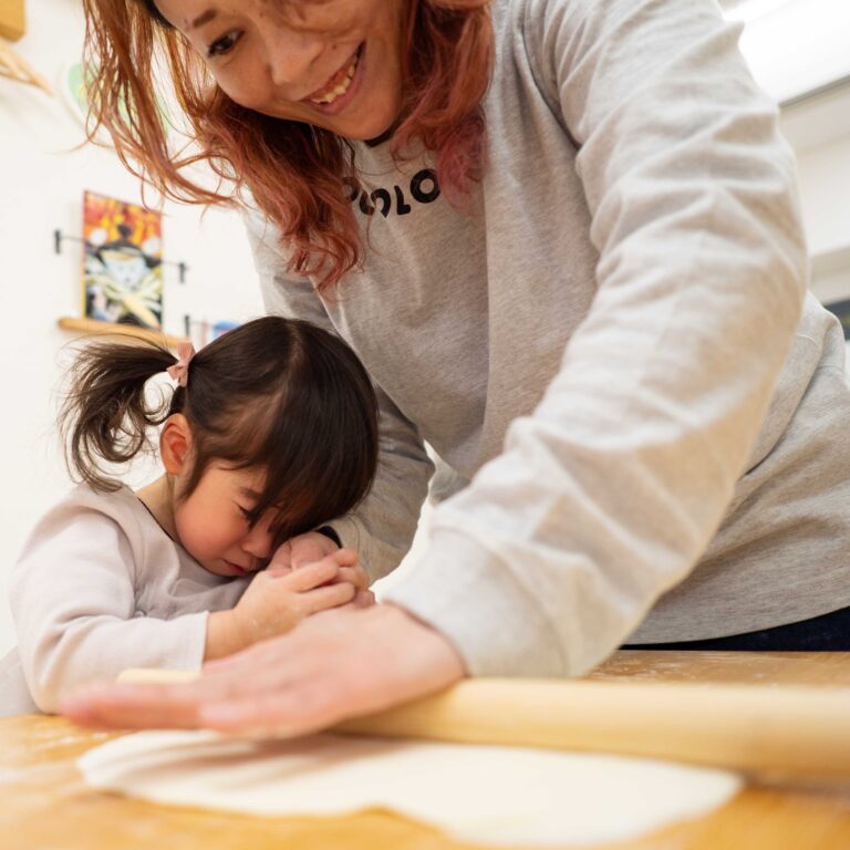 冬休み最終日に、大阪の大きなうどん屋さんがご来店 手打ちうどん作り体験教室 2026年1月 A6408515-1.jpg – イリコスキー製麺所
