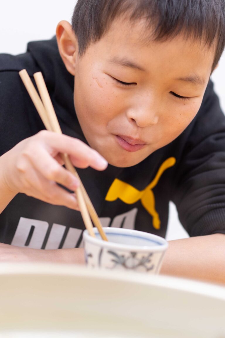 自分で作り上げた一杯！うどん大好き少年の挑戦 手打ちうどん作り体験教室 2026年1月 A6408881-1.jpg – イリコスキー製麺所